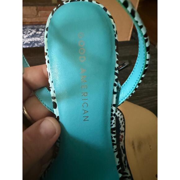 NWOT GOOD AMERICAN Blue Leather Candy Leopard Sandals Sz. 7 - Picture 5 of 9